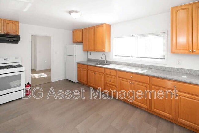 3027 Yolo Ave in El Cerrito, CA - Building Photo - Building Photo