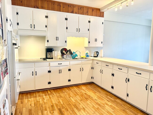 property at 366 Main St