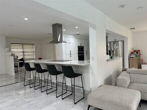 10153 SW 51st St in Cooper City, FL - Building Photo - Building Photo