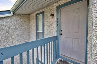 910 Brett Dr in Hinesville, GA - Building Photo