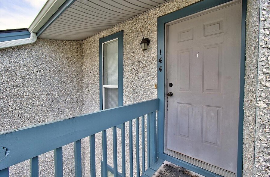 910 Brett Dr in Hinesville, GA - Building Photo