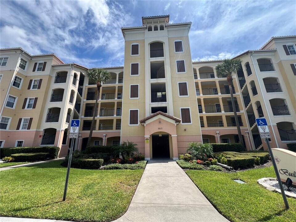 8815 Worldquest Blvd in Orlando, FL - Building Photo