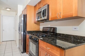 248 Butternut Ln in Streamwood, IL - Building Photo - Building Photo
