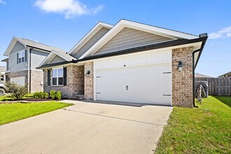 1016 Limpkin St in Crestview, FL - Building Photo - Building Photo