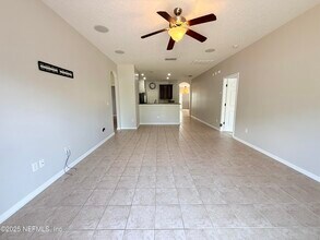14793 Falling Waters Dr in Jacksonville, FL - Building Photo - Building Photo