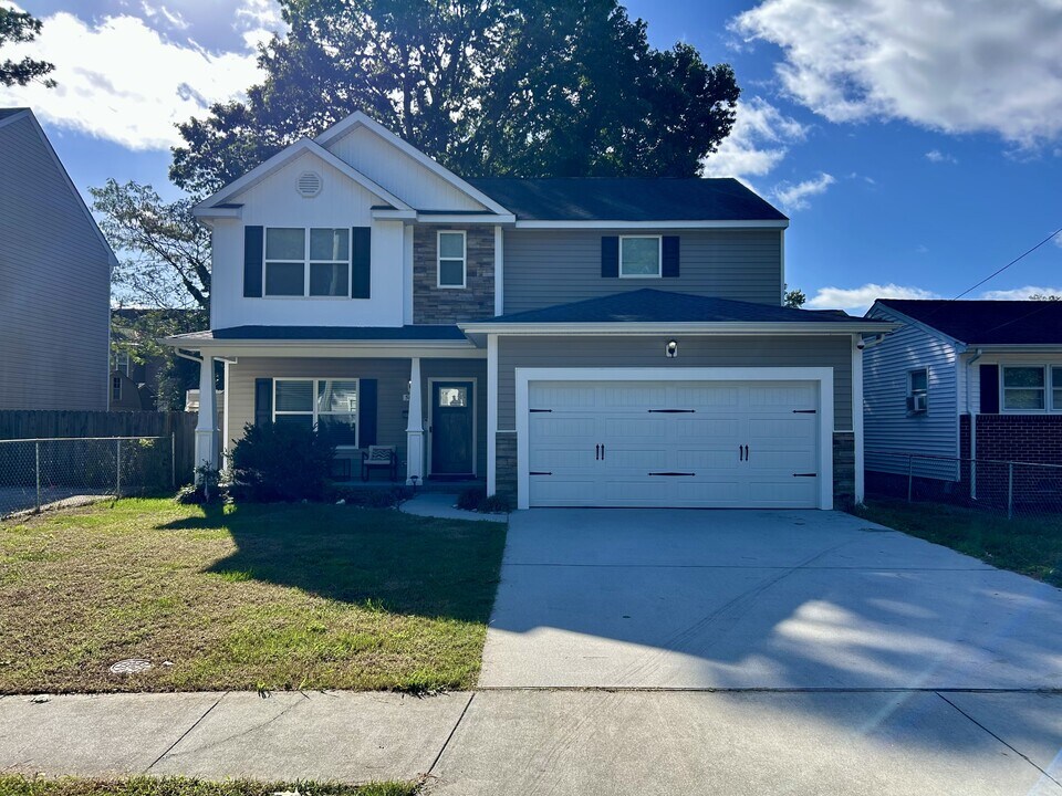 5025 Krick St in Norfolk, VA - Building Photo