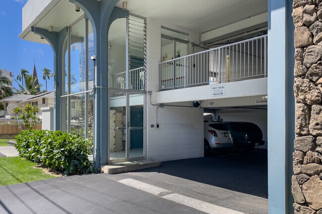 Aoao Princess Kealoha in Honolulu, HI - Foto de edificio - Building Photo