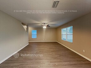 35859 Jenny Lynne Cir in Zephyrhills, FL - Foto de edificio - Building Photo