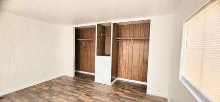 2100 S State St in Hemet, CA - Building Photo - Building Photo