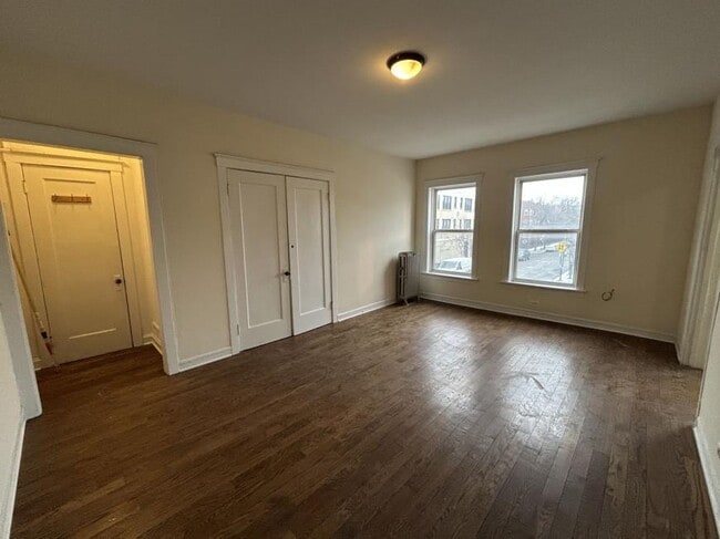 property at 2712 N Milwaukee Ave