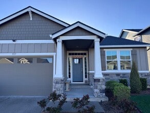 1115 S 32nd Ave in Cornelius, OR - Building Photo - Building Photo