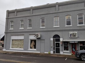 103 S Boulder Ave in Russellville, AR - Building Photo