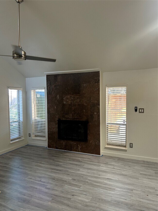 property at 13925 Hollowgreen Dr