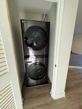 10434 Baird Ave in Porter Ranch, CA - Building Photo - Building Photo