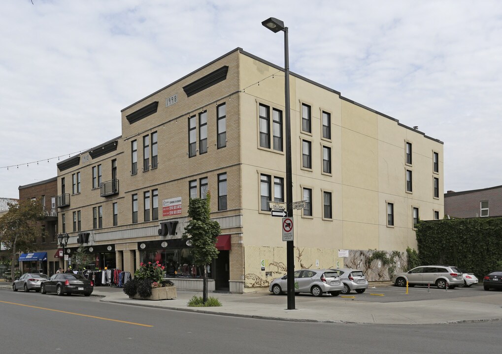 3930-3932 Ontario St E in Montréal, QC - Building Photo