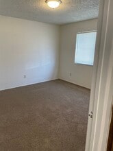 218 Woodrow Ave, Unit A in Bakersfield, CA - Building Photo - Building Photo