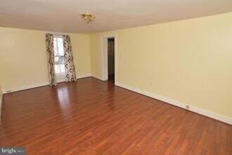 5366 Main St in Stephens City, VA - Building Photo - Building Photo