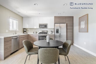 215 Union Ave-Unit -FL2-ID556 in Campbell, CA - Building Photo - Building Photo
