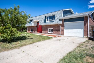 1409 Orchid Ct in Cheyenne, WY - Building Photo - Building Photo