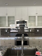 72 Capricorn in Irvine, CA - Building Photo - Building Photo