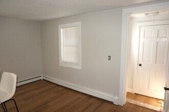 301 Concord Rd in Wayland, MA - Building Photo - Building Photo