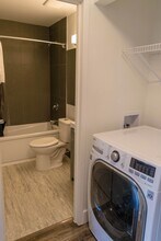 The Avalon Suites in Kitchener, ON - Building Photo - Building Photo