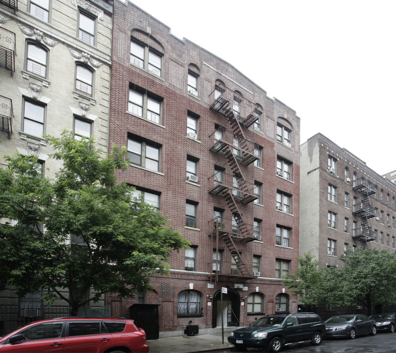 19 E 109th St in New York, NY - Foto de edificio