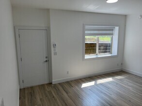 13722 232A St in Maple Ridge, BC - Building Photo - Building Photo