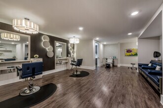 Overture Cotswold 55+ Active Adult Apartment Homes in Charlotte, NC - Foto de edificio - Building Photo