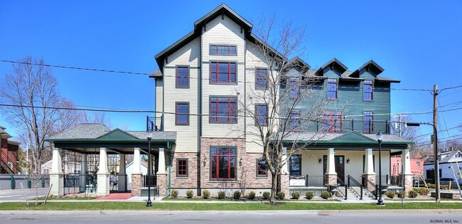 property at 25 Lawrence St