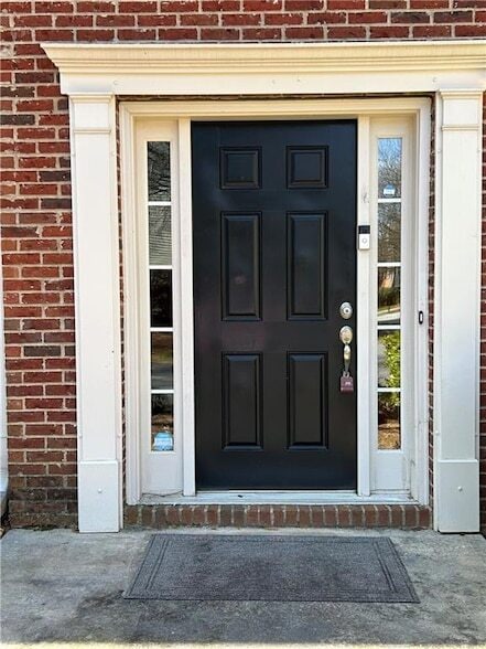 607 Pecan Knoll Dr in Marietta, GA - Foto de edificio - Building Photo