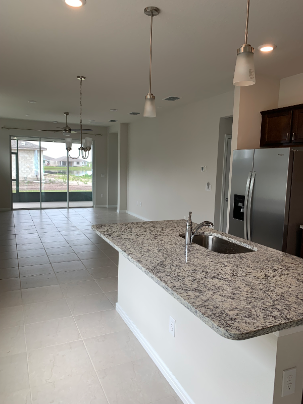 8610 Backshore Ln in Parrish, FL - Building Photo - Building Photo