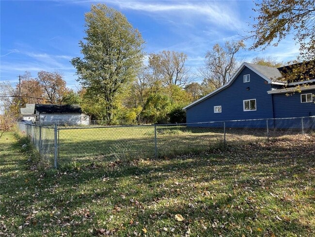 822 N Wolfe St in Muncie, IN - Building Photo - Building Photo