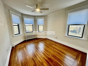 50 Charlesgate E, Unit 197 in Boston, MA - Building Photo - Building Photo