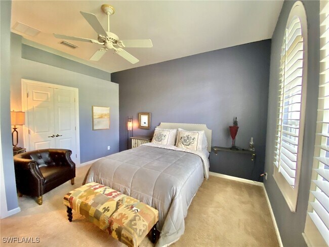 15590 Vallecas Ln in Naples, FL - Building Photo - Building Photo