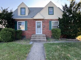 2609 Pacific St in Davenport, IA - Building Photo