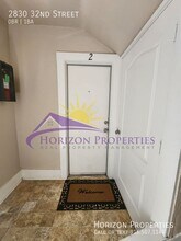 2830 32nd St in Sacramento, CA - Foto de edificio - Building Photo