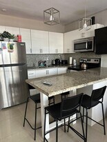 6767 Indian Creek Dr in Miami Beach, FL - Building Photo