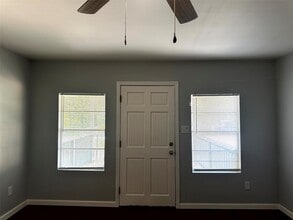 127 12th St in Onalaska, TX - Building Photo - Building Photo