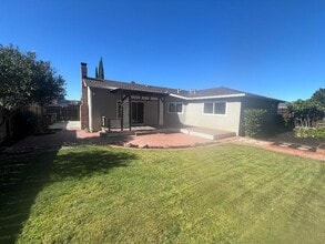 3421 Serpentine Dr in Antioch, CA - Building Photo - Building Photo