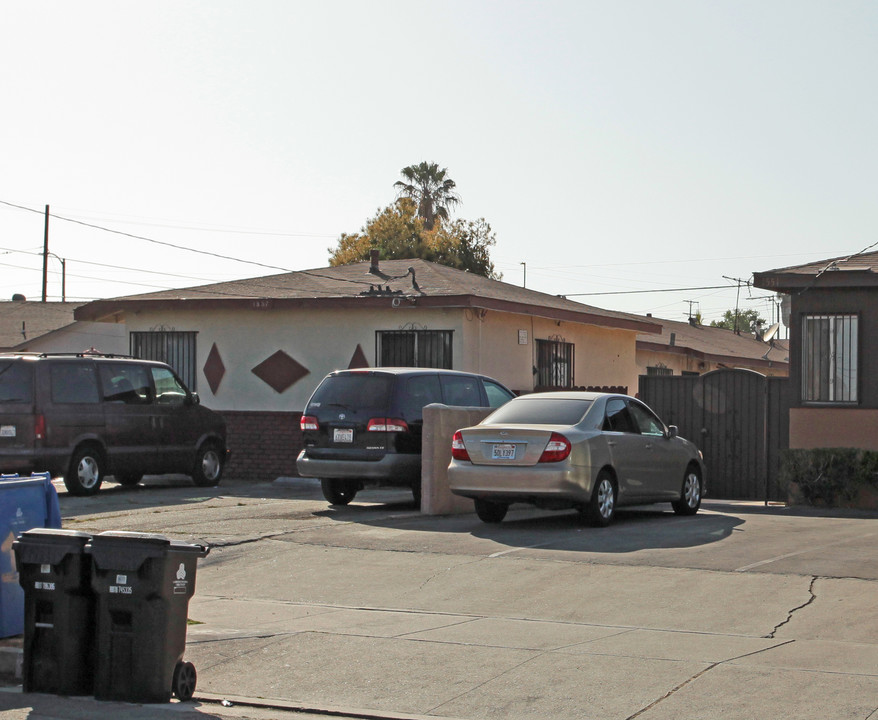 1557 Torrance Blvd in Los Angeles, CA - Building Photo