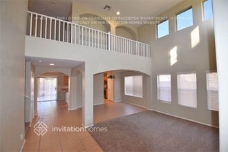 8134 W Hilton Ave in Phoenix, AZ - Building Photo - Building Photo