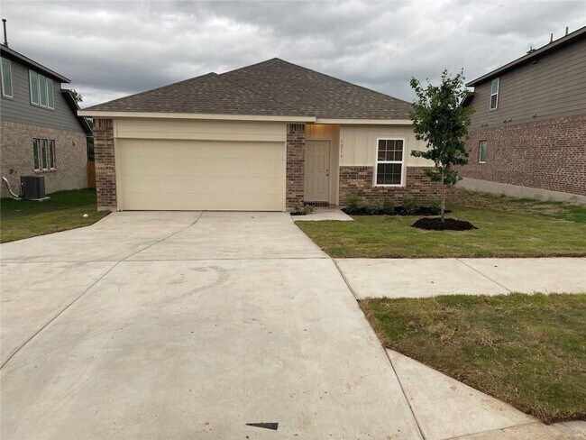 property at 1216 Whippletree Trl