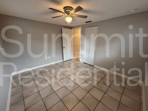 10039 Salix Ln, Unit 18L in Port Richey, FL - Building Photo - Building Photo