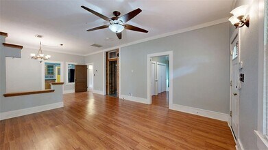 307 Brogdon St in Bryan, TX - Building Photo - Building Photo