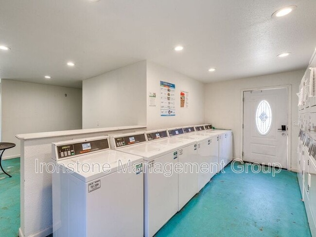 4657 S Darlington Ave in Tulsa, OK - Building Photo - Building Photo