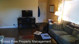 935 Three Fountains Dr