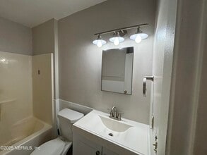 1845 Old Moultrie Rd in St. Augustine, FL - Building Photo - Building Photo