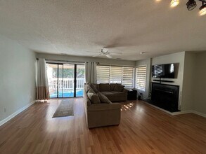 1200 St Joseph St in Carolina Beach, NC - Building Photo - Building Photo