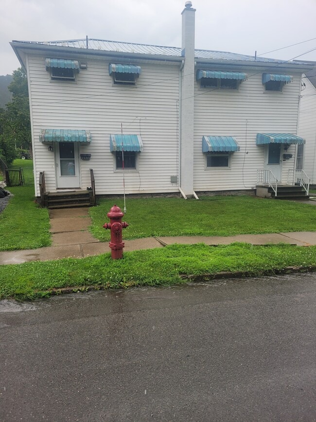 property at 2-202 N Main St